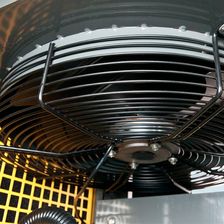 Вентилятор охлаждения с автономным приводом